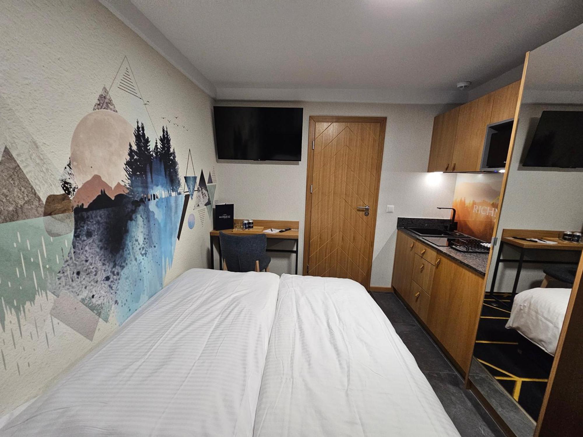 Richmount Apartmán *